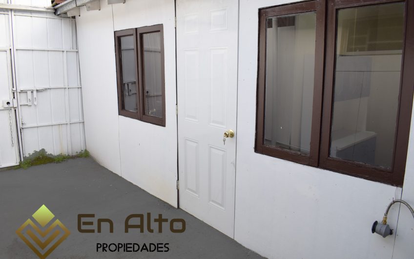 Casa Comercial San Martín / Temuco