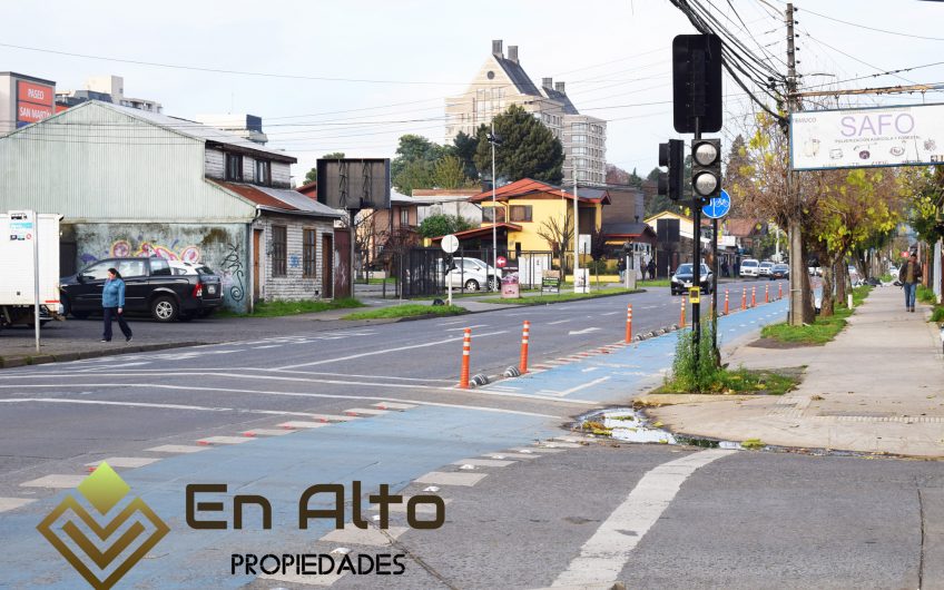 Casa Comercial San Martín / Temuco